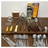 Kitchen utensils & flatware