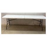 8ï¿½ Folding Table