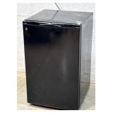 General Electric Compact Refrigerator 20/22/33-