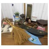 End of consignment- The Doors book, insulator,