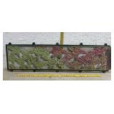 Cast iron garden piece w/ flowers 47/14