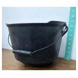 Cast iron footed kettle