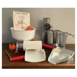 Victorio strainer with All parts.  Clamps on