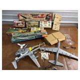 223 Models boxes w/great graphics & misc parts