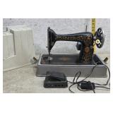 Singer table top  sewing machine