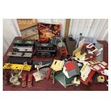 Lionel train building and accessories