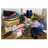 200End of consignment goodies- hat boxes, hand &