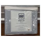 New 4 pc Queen Size Sheets. New in package. Pale