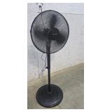 Honeywell oscillating floor fan - works!!