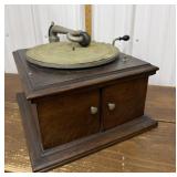Oak Victor Phonograph