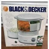 Black & Decker Flavor Scrnter Steamer. New in