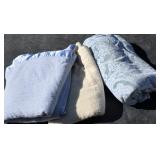 3 very nice twin blankets 'SOFT'