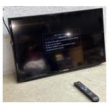 Samsung 32ï¿½ wall mount TV. w/ remote - works