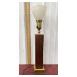 Rembrandt wooden lamp