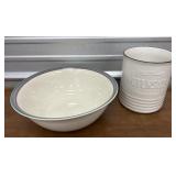 Pfaltzgraff bowl. & utensil holder.