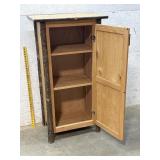 Adirondack Style 1 Door Cupboard 27/17/48