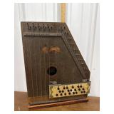 The Bell Harp Co. Mandolin harp zither