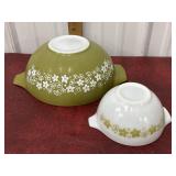 Pyrex 2 cinderella slipper bowls, ï¿½Spring