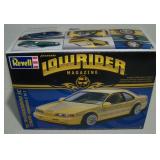 Revell 1992 Ford Thunderbird SC Coupe Lowrider