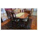 Oval Queen Anne dining room table (53x45) & 6