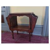 Magazine stand 24x12x23