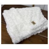 Ugg blanket- very soft