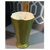 Tf3 Teleflora by Haeger USA 1977 ( small chip as