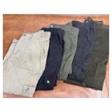 Lee 4 Cargo Capris & 1 pr pants. Light