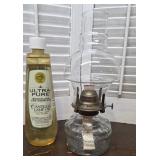Functional oil lamp w/chimney & oil