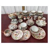 Lusterware hand-painted geisha design tea cups