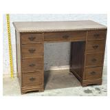 Knee Hole Desk 42/21/29
