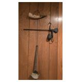 Horn, Scales, lead ladle
