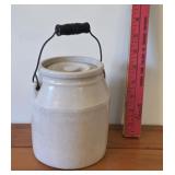 Bale handle crock with lid