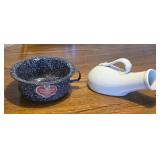 2 chamber pots - Colombian enamelware original