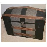 Victorian dome top trunk with tray