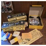 Flash bulbs, flash unit, film
