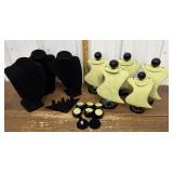 Jewelry displays, adjustable ring