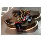 Brand new/tags size 8 1/2 chaps memory foam