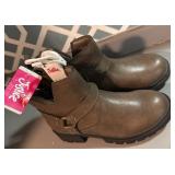 Brand new/tags size 3 justice MOTO boot brown