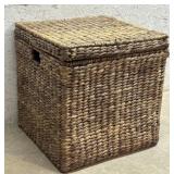 Straw Lift Top Storage Bin 16/16/18