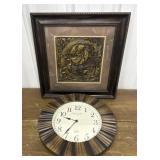 Modern wall decor & clock.