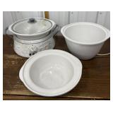 Hamilton Beach cooker w/ bowls, lid