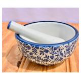 Mortar & Pestle