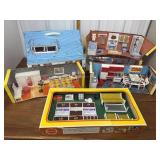 Foldout doll house, Modella doll house furniture