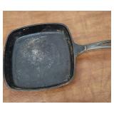 Cast iron square pan