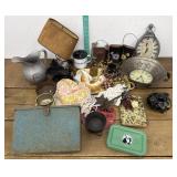 End of consignment, mailbox, lamp, trees,