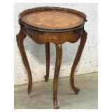 Round Inlaid  Table 20/28 - needs work