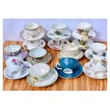Lot of Teacups & Saucers