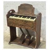 Child Size Pump Organ 24/12/28