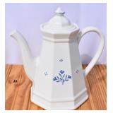 Pfaltzgraff 48 oz Beverage Server